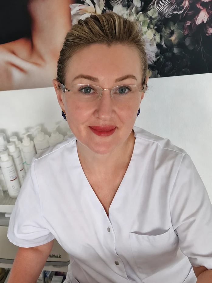 Veronika Schramm in ihrem Kosmetikstudio in Habichtswald-Ehlen